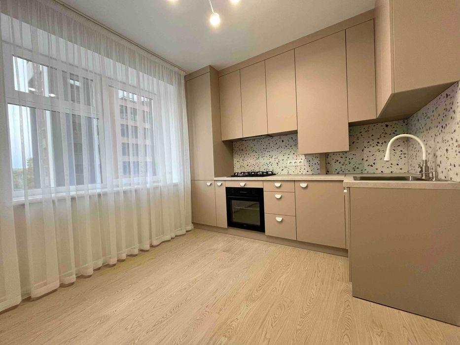 Продається стильна 1-кімнатна квартира в ЖК Avila City, Озерна 31370
