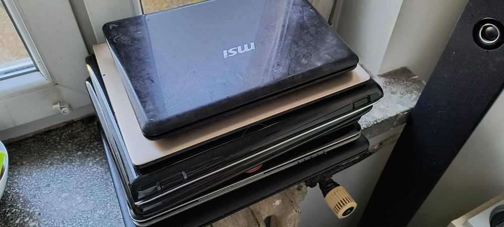Laptop - Laptopy 7 sztuk sprzedam.