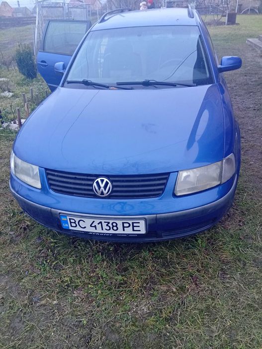 Є в продажі гарний доглянутий Пасат б 5