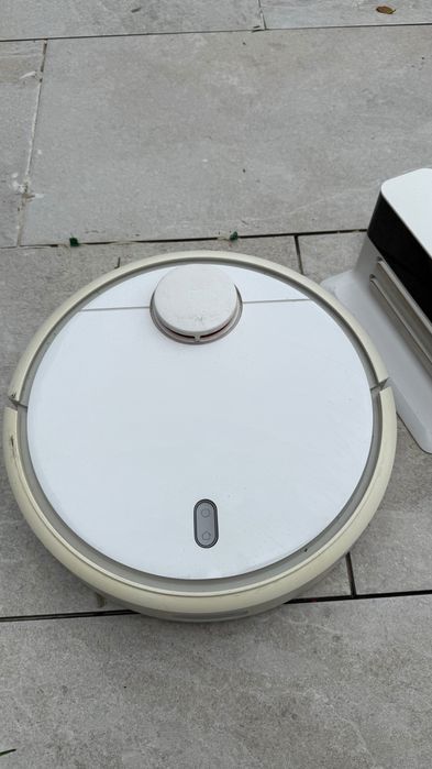 À venda: Aspirador Robô Xiaomi Mi Robot Vacuum (usado, ótimo estado!)