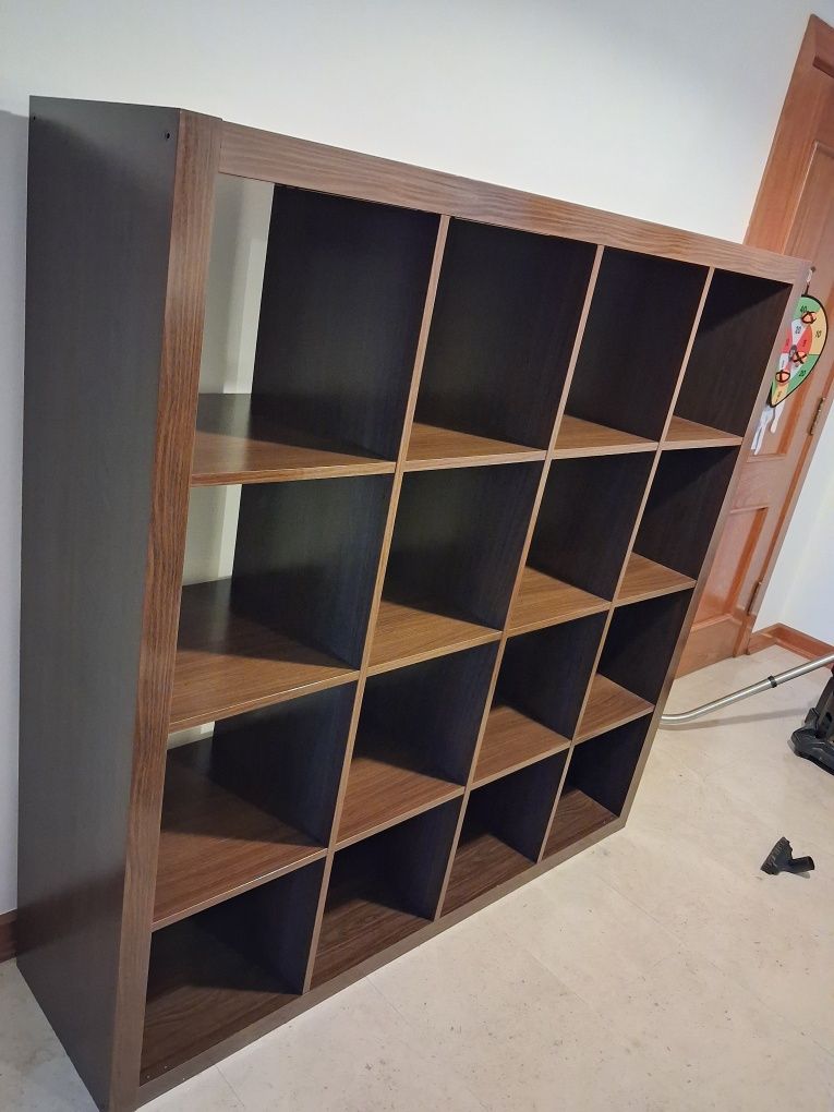 Móvel de decoração de 16 cubos Ikea