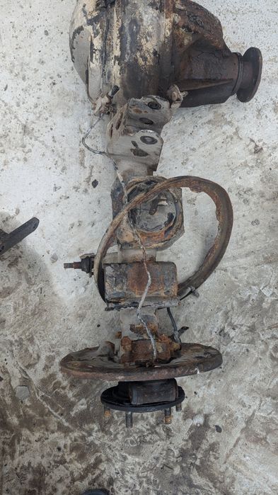 Задній міст nissan terrano || 2.7 дизель