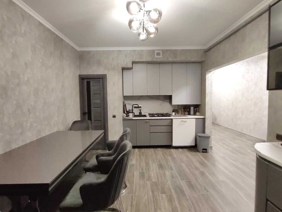 Оренда ТАУНХАУС на вул Кагарлицького (район вул Руська, Гарячий Урбан)