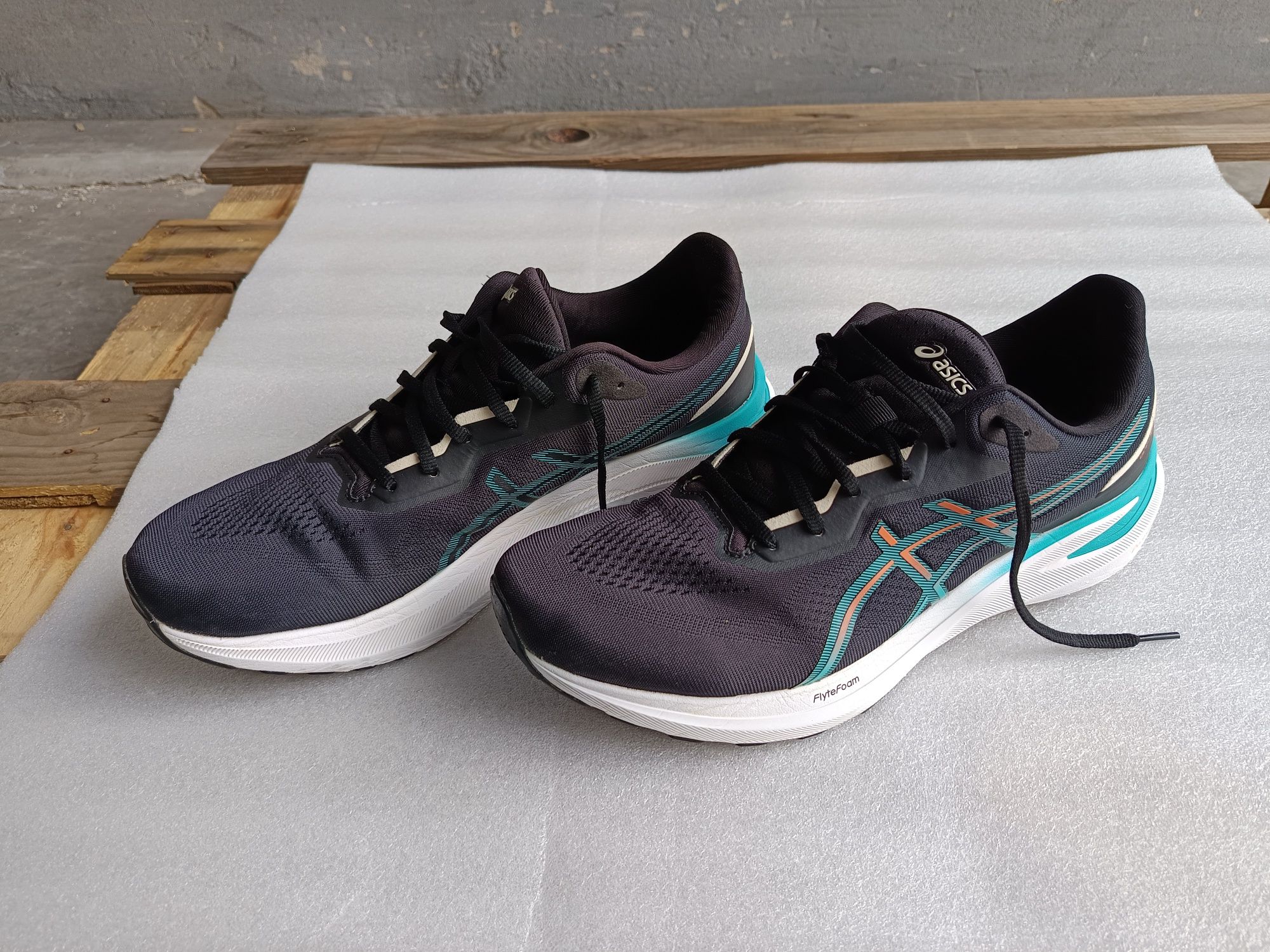 Tênis Asics GT 1000 13 n°48