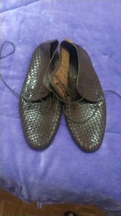 Кожаные туфли плетёные летние блестящие