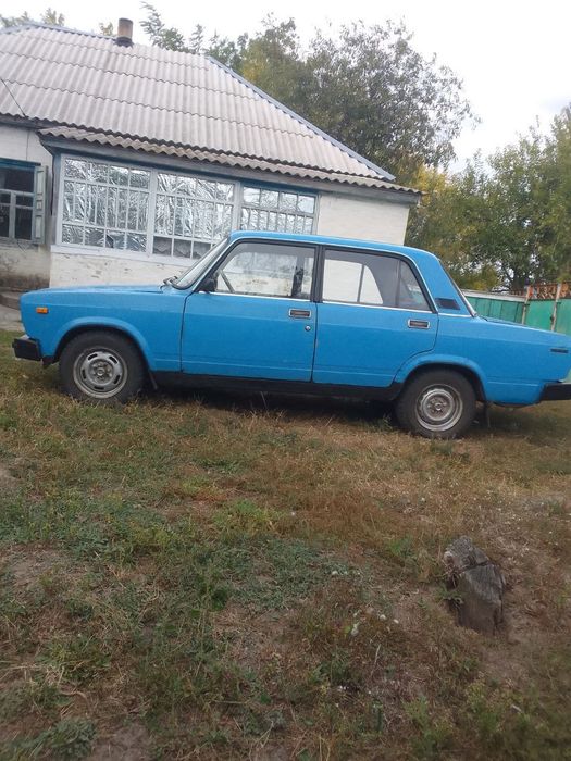 Продам ВАЗ 2105 , от отного хозяина.