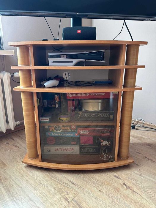 Szafka pod TV przeszklona