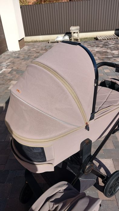 Продам коляску Carello Ultra  3 в 1 автокрісло