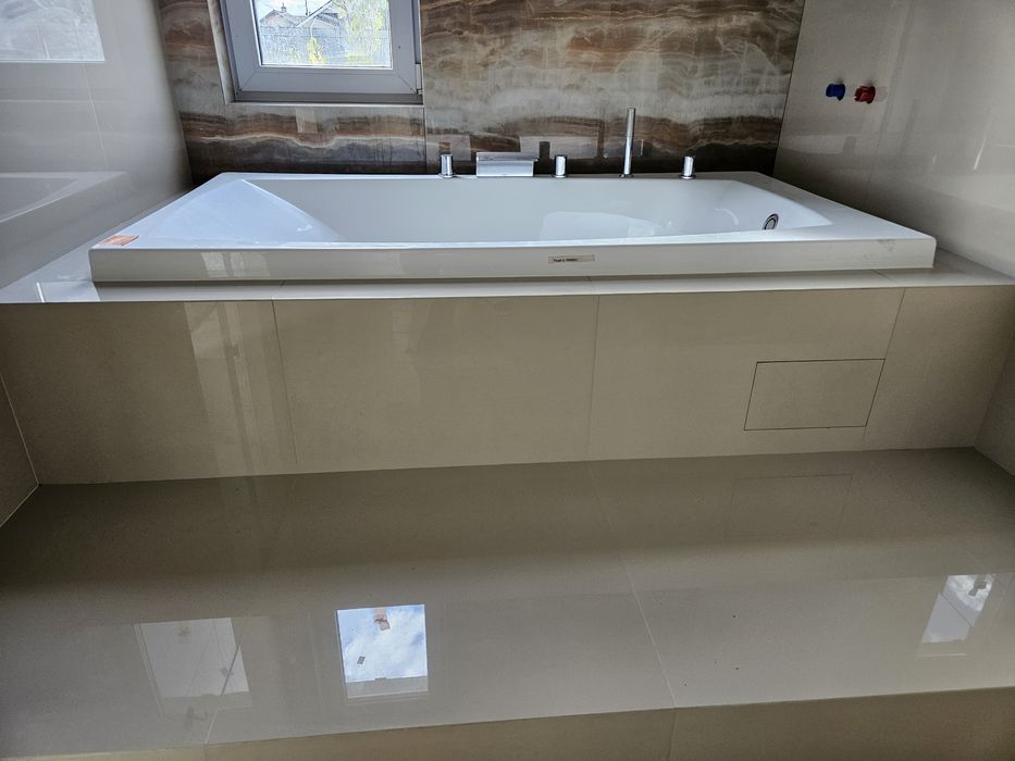 Укладка плитки, плиточник