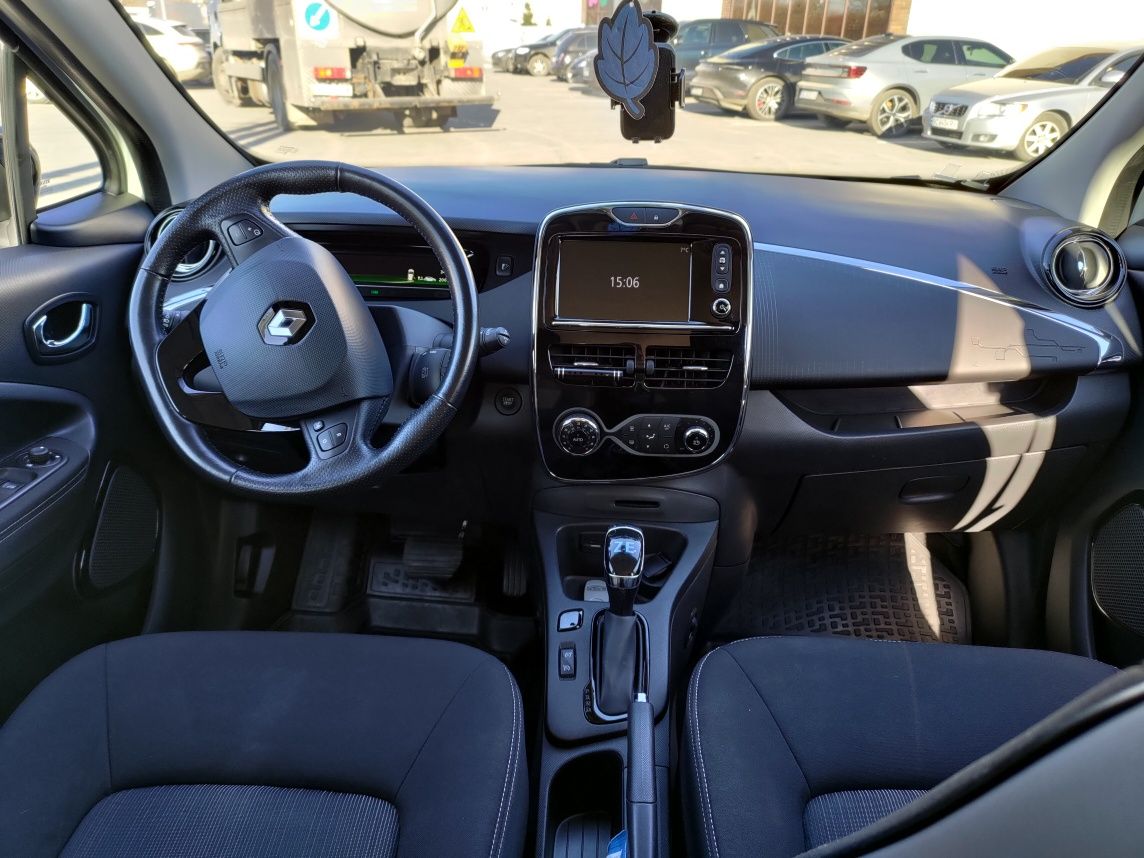 Продам Renault Zoe 2018