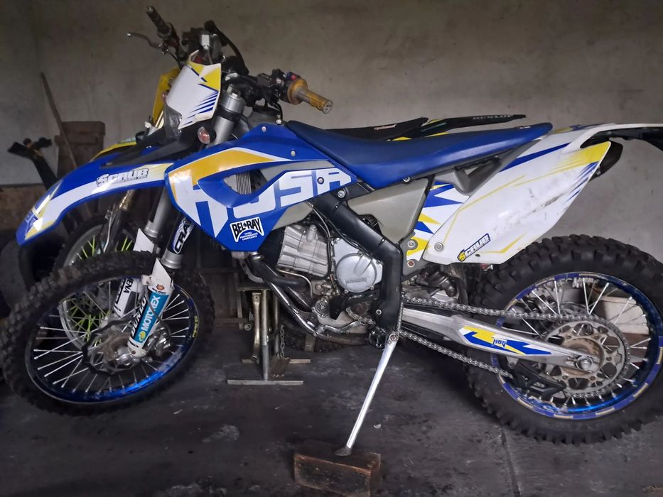Husaberg FE 570 Stan bardzo dobry , nowe opony , olej , akumulator , dokumenty .