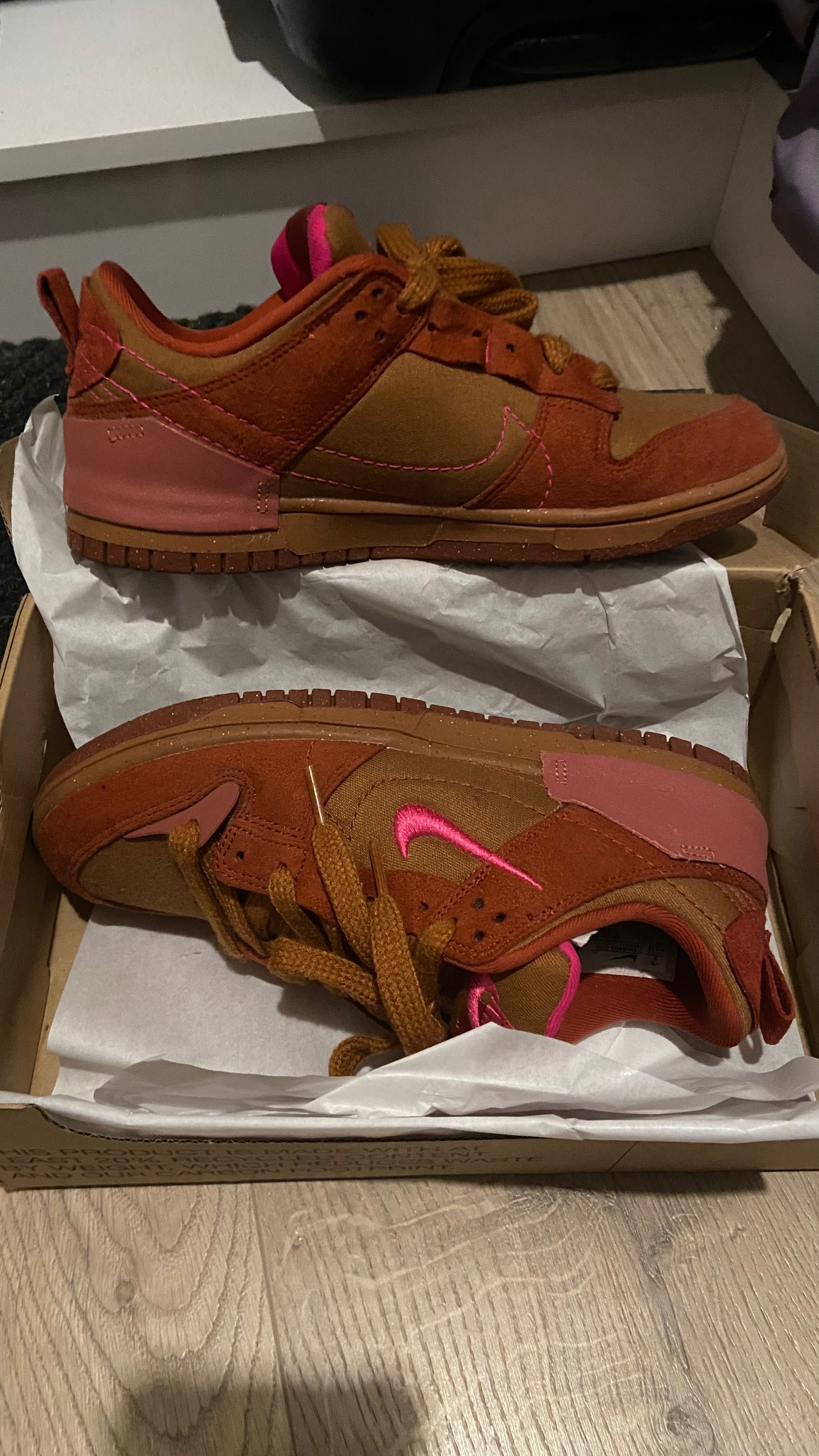 nike low disrupt 2 desert bronze