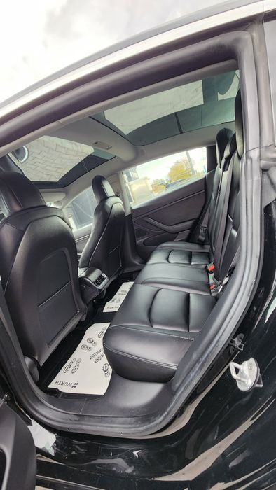 Tesla Model 3 Long Renge