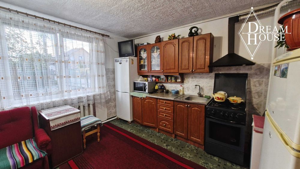 Продам частину будинку у м.Володимир, по вул.Озерна