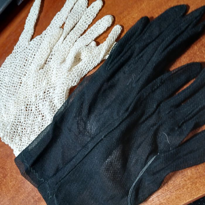 2 pary rękawiczek ażurowych