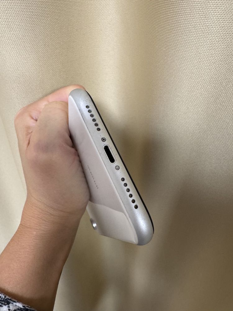 Айфон Xr 64гб iphone