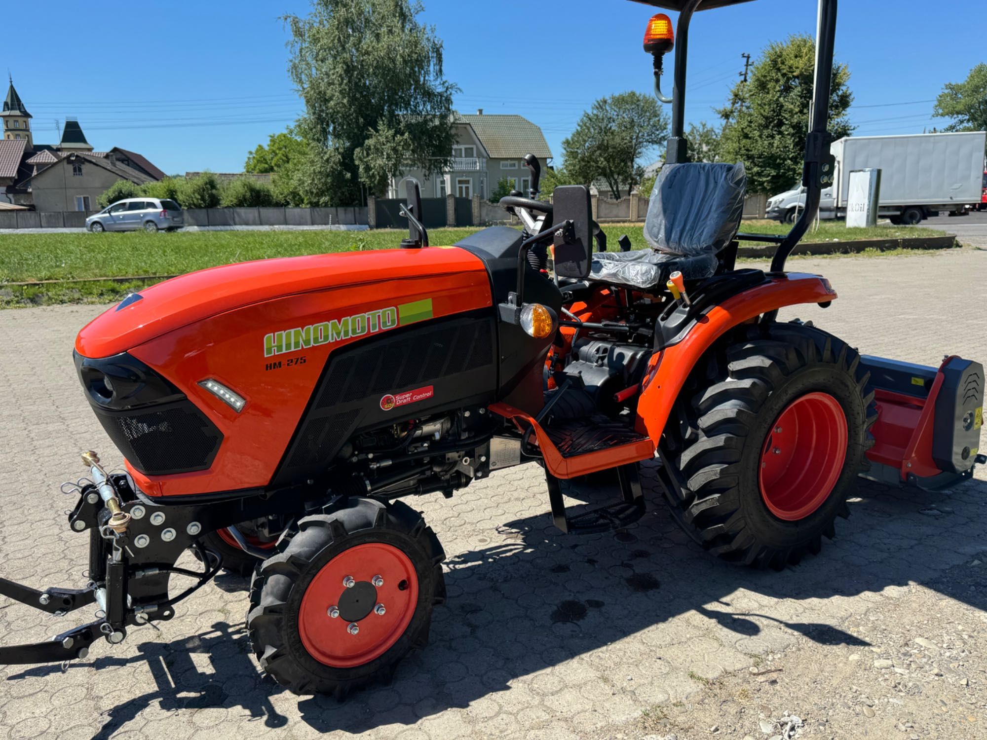 Трактор Hinomoto HM 275/Tractor Hinomoto HM275 (з мульчером)