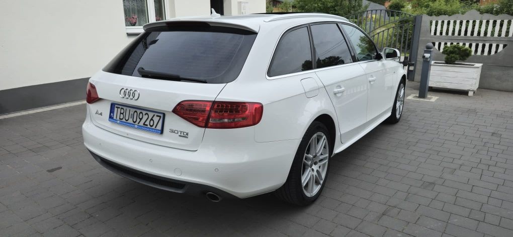 Audi A4 B8 Quattro, S-line 3.0TDI