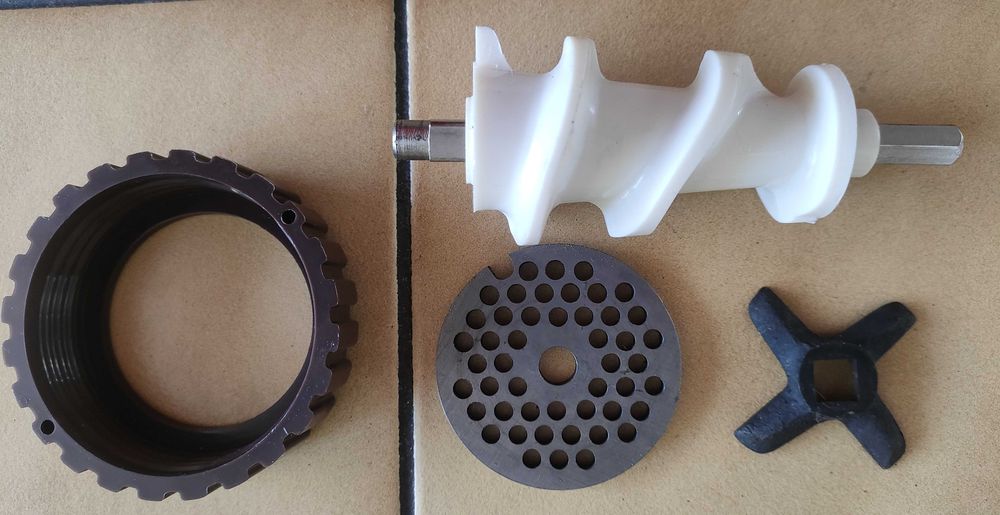 Robot kuchenny AKA z NRD (DDR) niekompletny