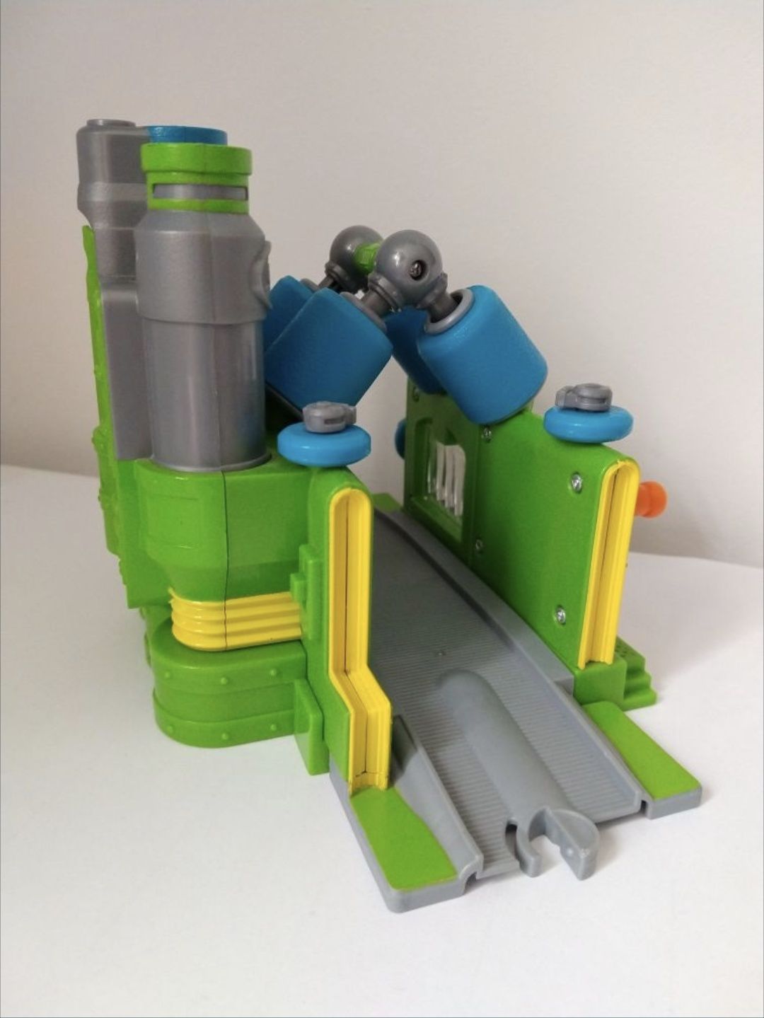 Myjnia warsztat Stacyjkowo koko chuggington tomy zabawka interaktywna