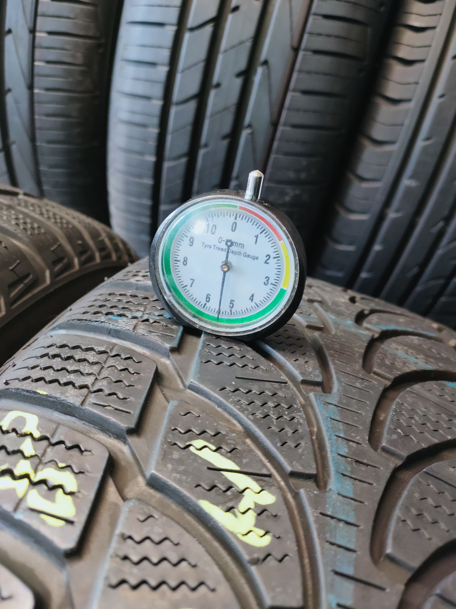 235/55R18 Bridgestone Blizzak LM-80 z 2017r 5,5mm