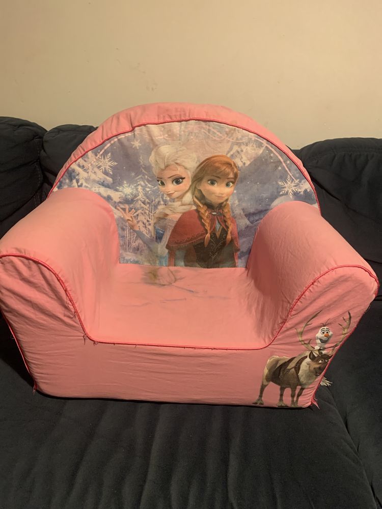 Fotel fotelik z gąbki Ania i Elsa