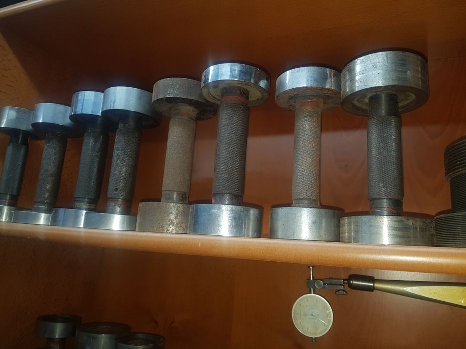 Calibres calibradores direitos e com rosca metalomecanico