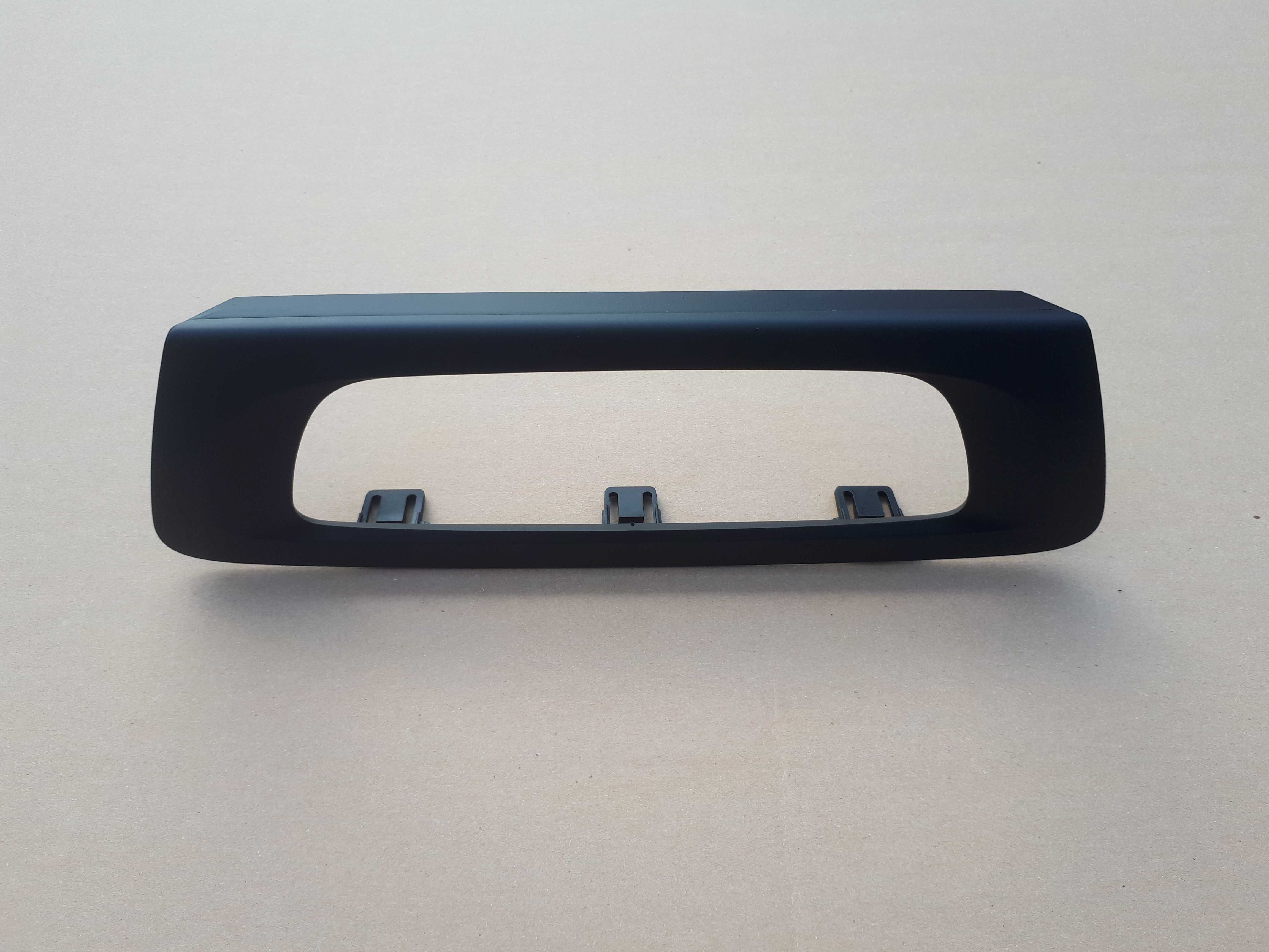 Renault Scenic III 3 ramka panel osłona radia