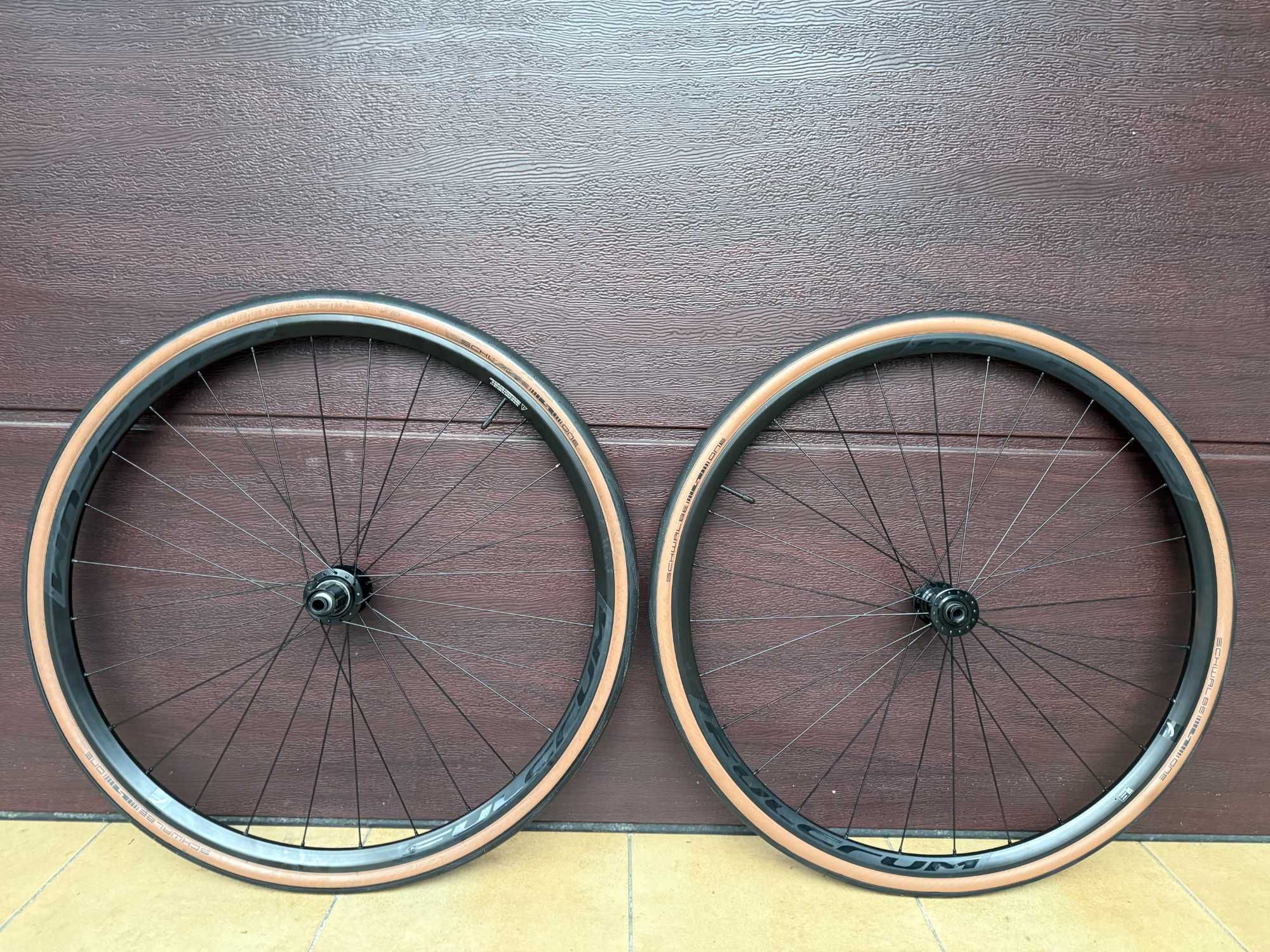Kompletne koła rowerowe Fulcrum Racing 900 DB