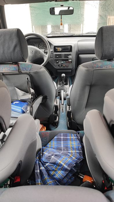 Vendo Peugeot 106 1.5D 5 portas Diesel