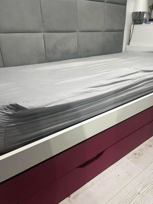 Łóżko z materacami rozm 90x200, fuksja