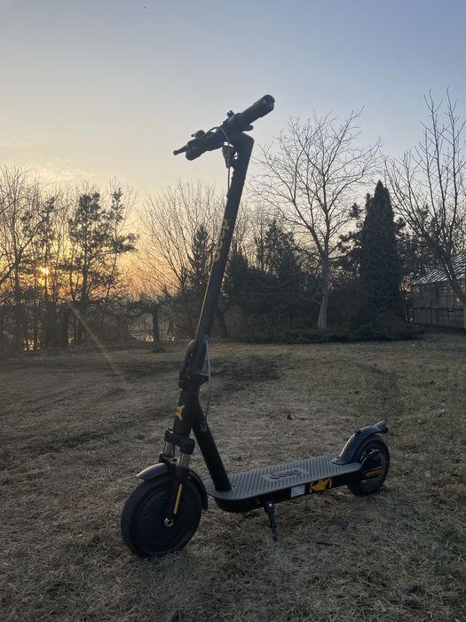Hulajnoga elektryczna JEEP Jaf SR Safe Rade 25km 350W
