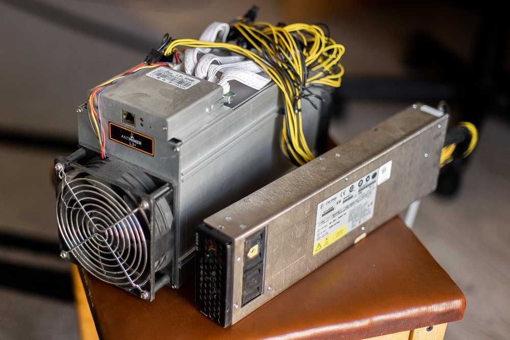 Продам Bitmain Antminer L3+