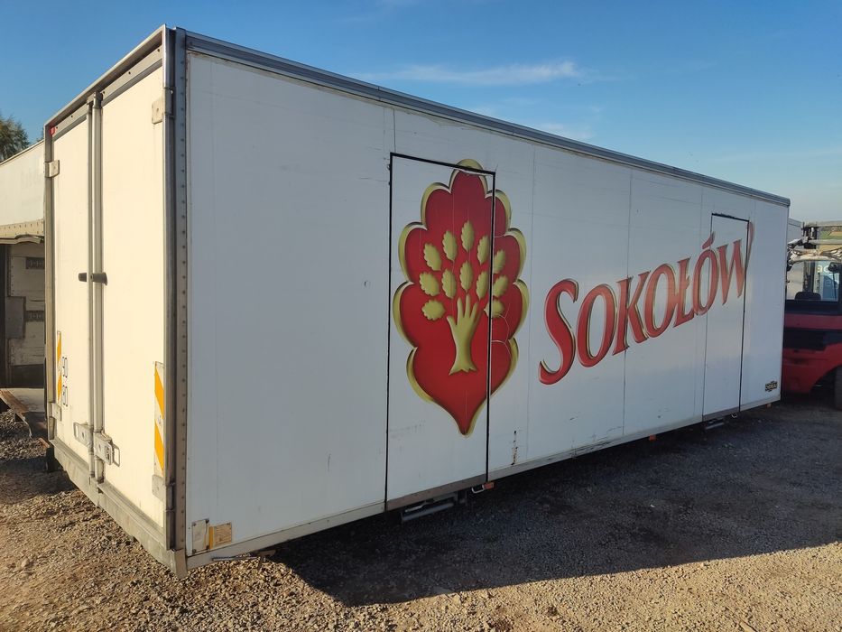 Chłodnia izoterma 7,8m długa na magazyn budowę garaż schowek