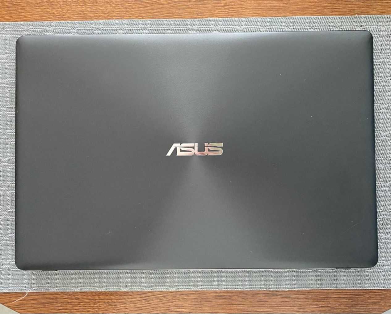 Laptop ASUS intel i3, 12GB RAM, Geforce 720M, 256GB SSD