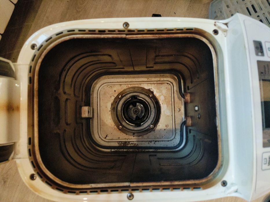 Хлібопічка панасонік