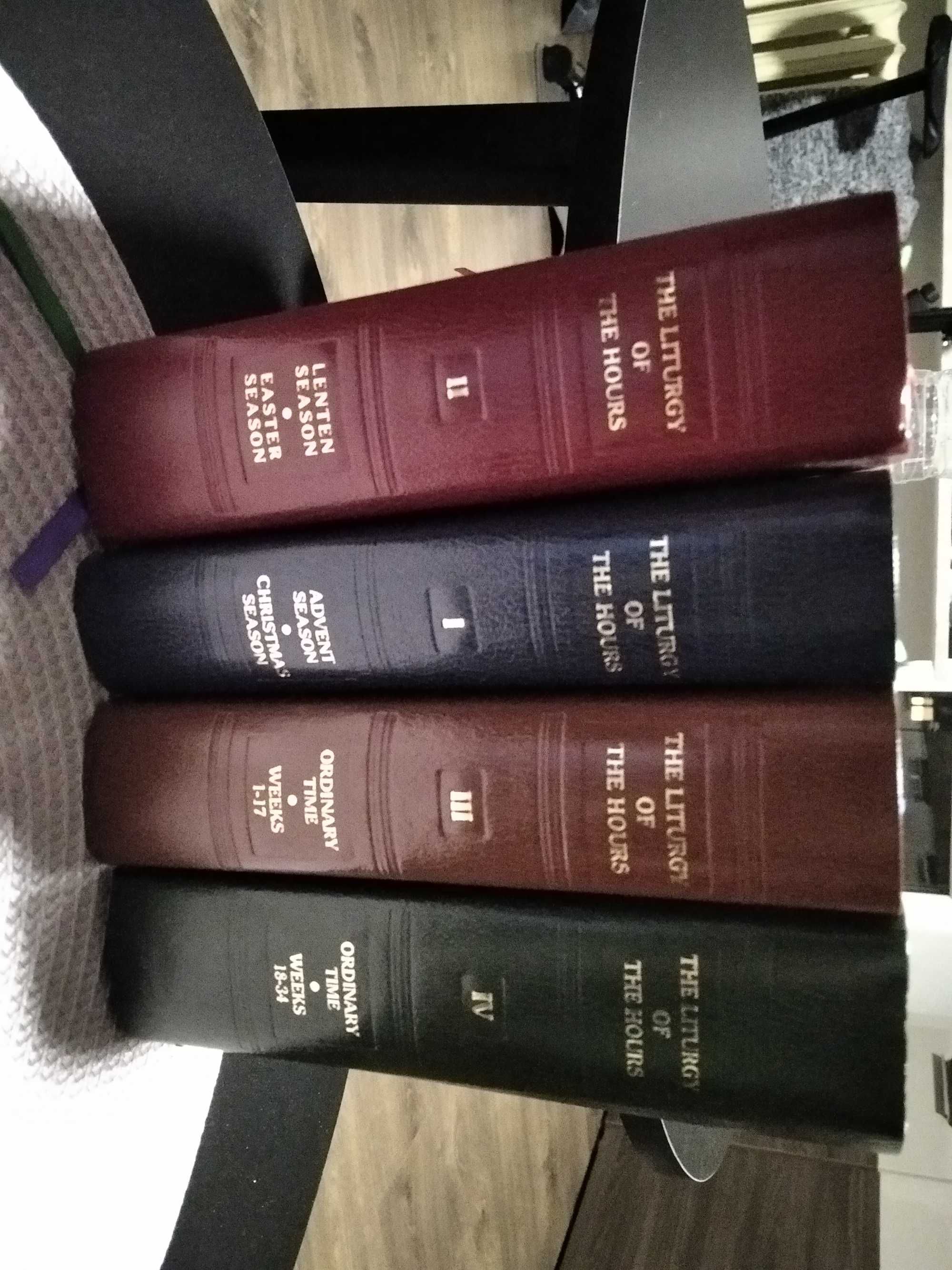 Liturgia godzin wyd. angielskie The liturgy of the hours