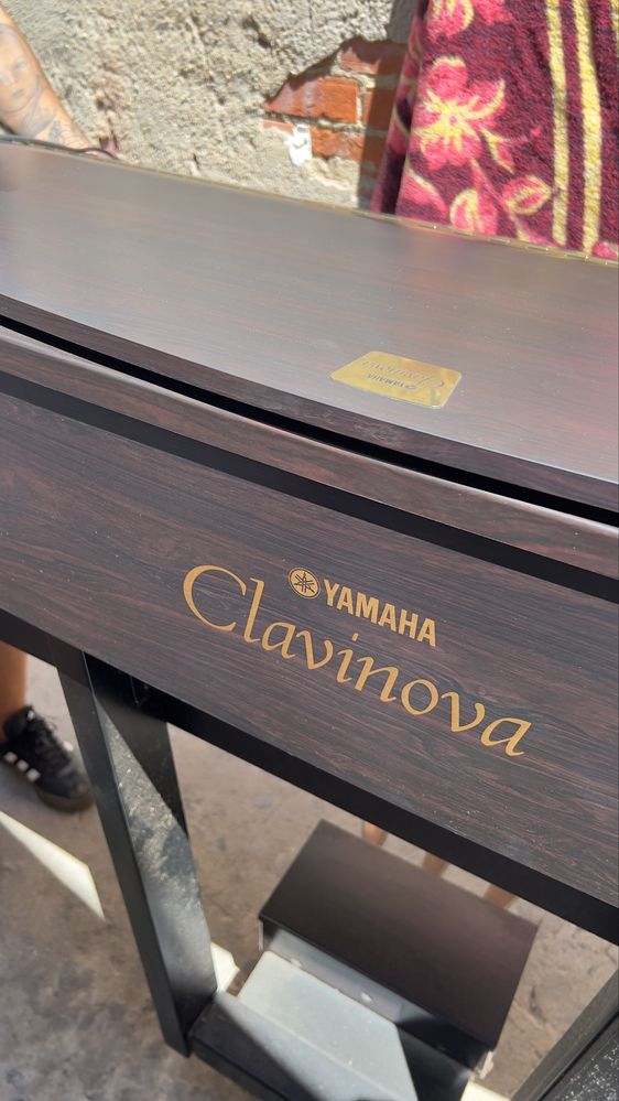 Clavinova Yamaha CVP 505