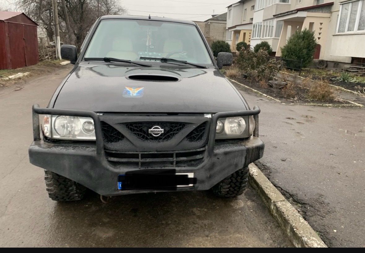 Разборка Nissan terrano запчасти шрот 2.7 дизел 2е поколение 1993-2005