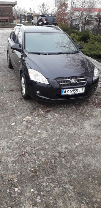 Продаю авто Kia ceeb 2009 г