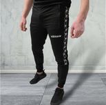 Чоловічі спортивні штани Adidas