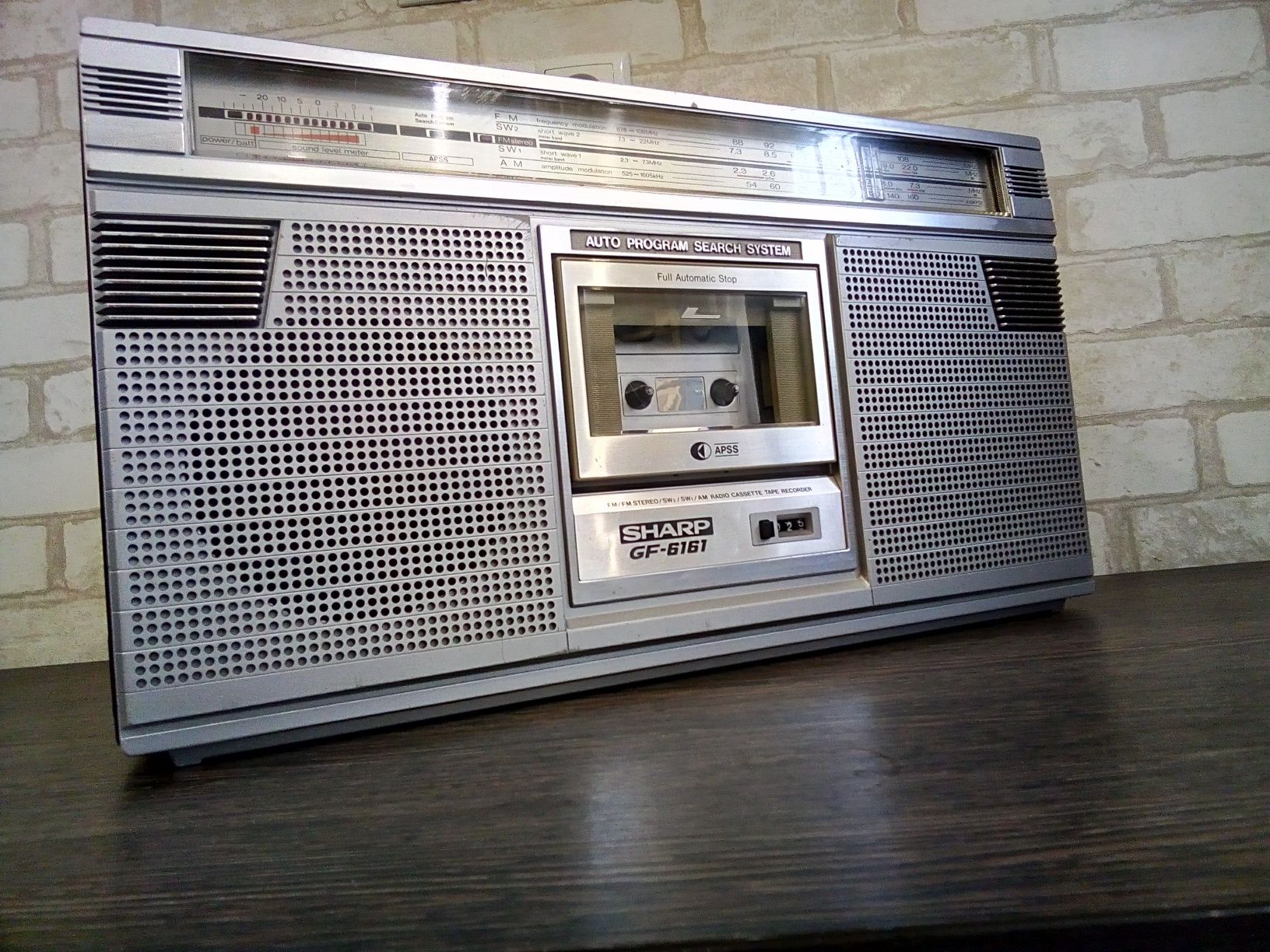 Sharp GF-6161Z Stereo Radio-Tape Recorder 1982