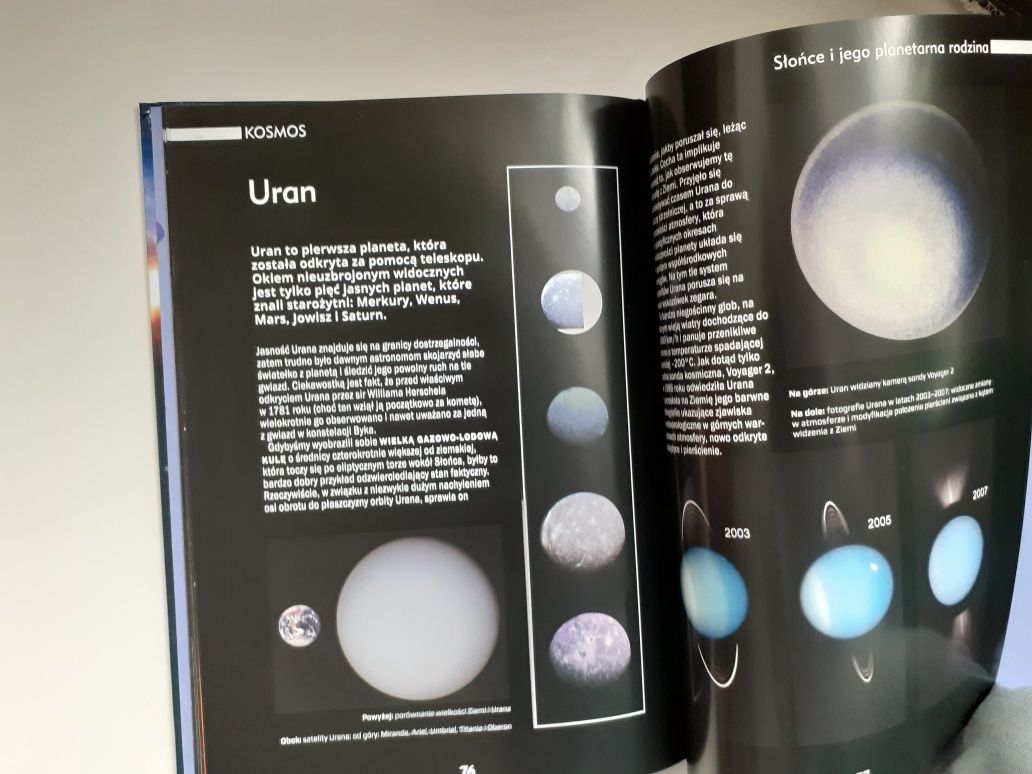 Kosmos foto ze środka NOWA książeczka edukacyjna gruba ilustrowana