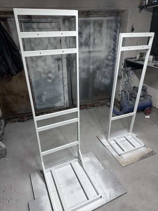 Виготовлення стійок для інвертора