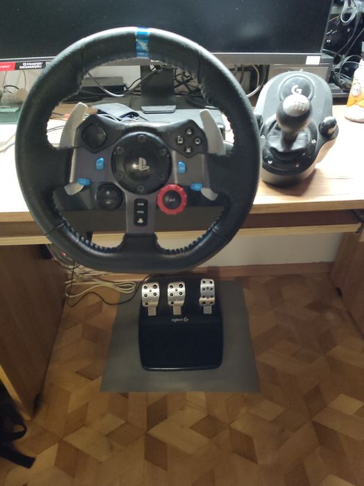 Kierownica Logitech g29 z skrzynią biegów
