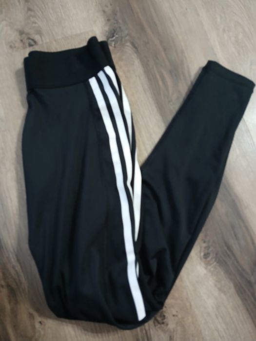 Legginsy adidas czarno białe xs  roz 158/164