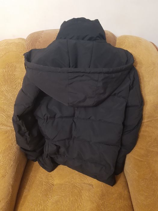 Зимова курточка чоловіча