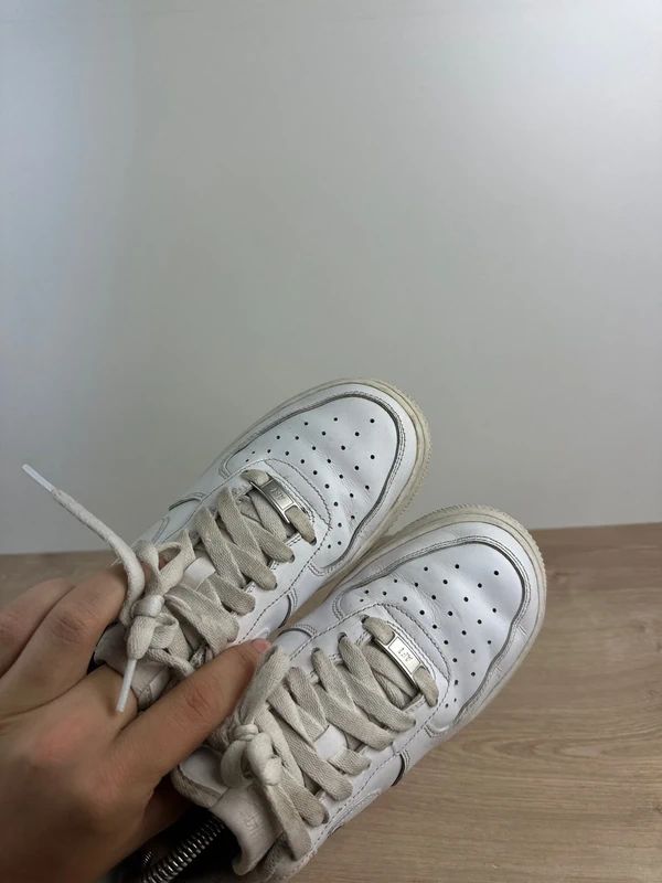 ORYGINALNE BUTY Buty sneakersy białe Nike air force 1 r. 38.5