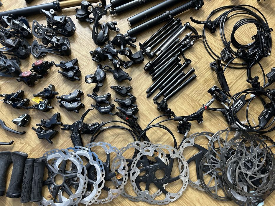 Разпродажа Ящика запчастей