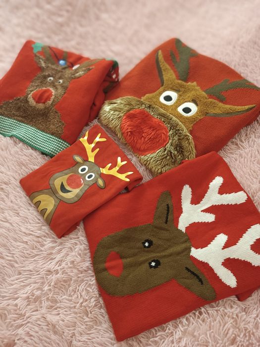 Новорічний Family Look . Новорічні светри з оленями.Світшоти святкові